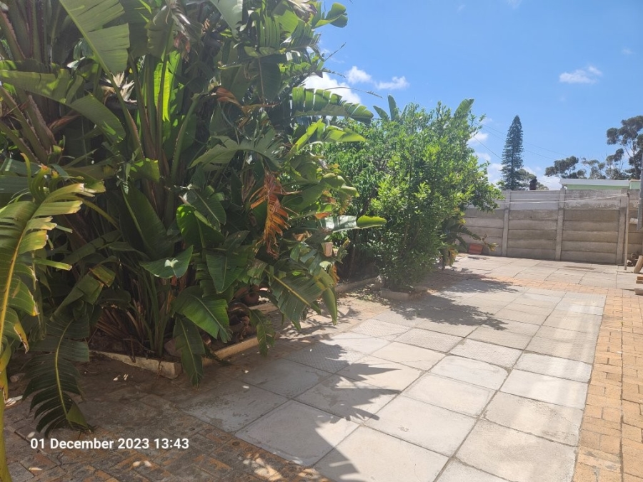 5 Bedroom Property for Sale in Sarepta Western Cape